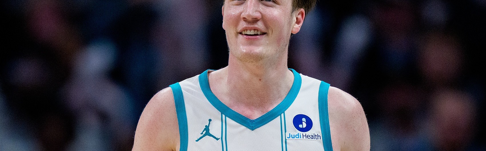 开云APP-还有19场没打~克尼佩尔26次单场20+&amp;65%+TS 平乔丹保持的历史纪录